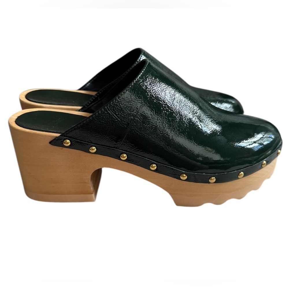 AEROSOLES Holiday 🌲 Green Patent Leather Clogs - Picture 4 of 7